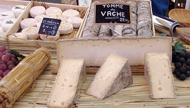 Käse auf dem Markt in Frankreich